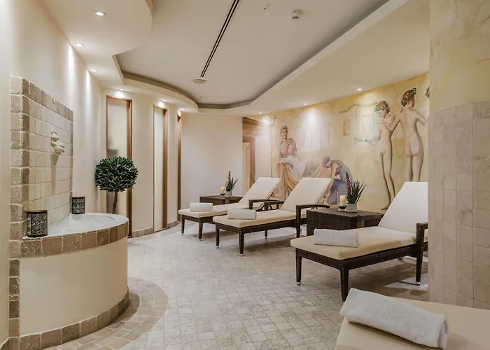 Ξενοδοχείο Mondial Am Dom Mgallery 4*